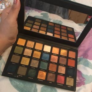 artemis palette